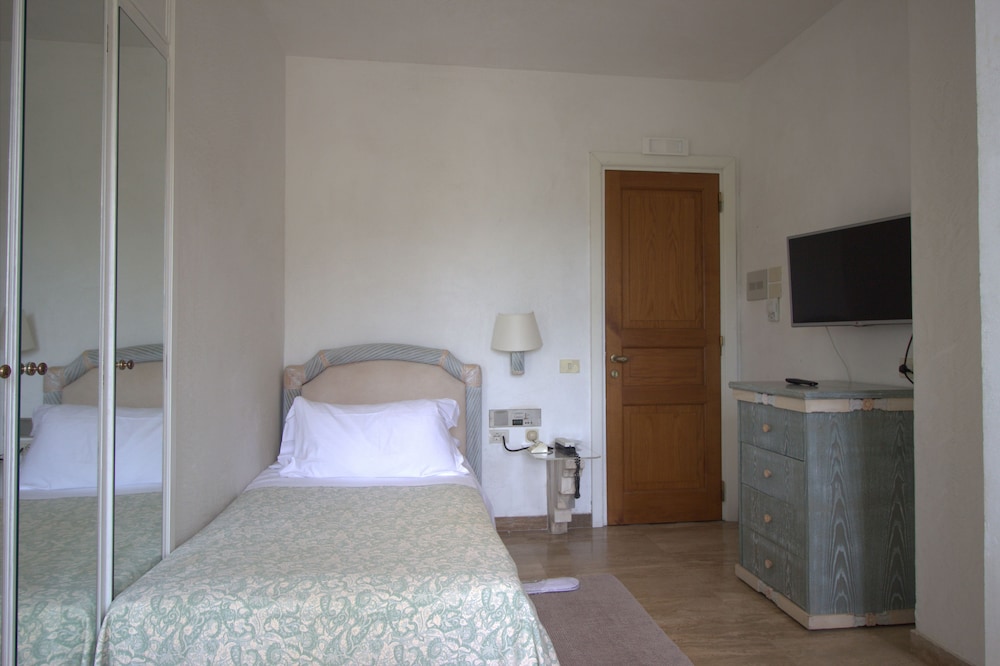Single Room, Sea View photo 3