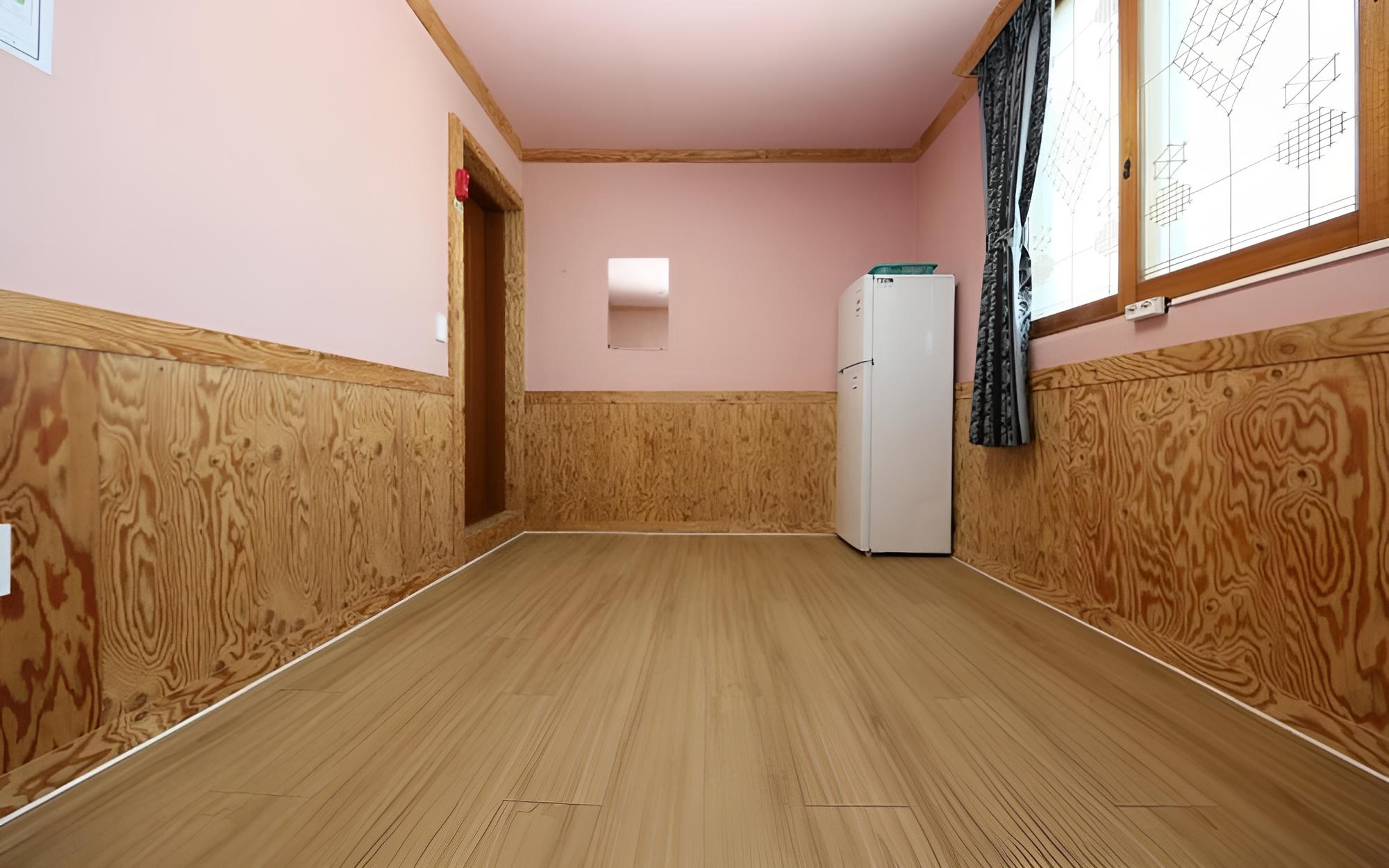 Room (Room 306 (Ondol))