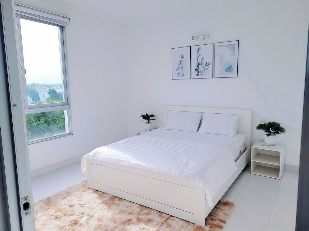 Deluxe Apartment photo 2