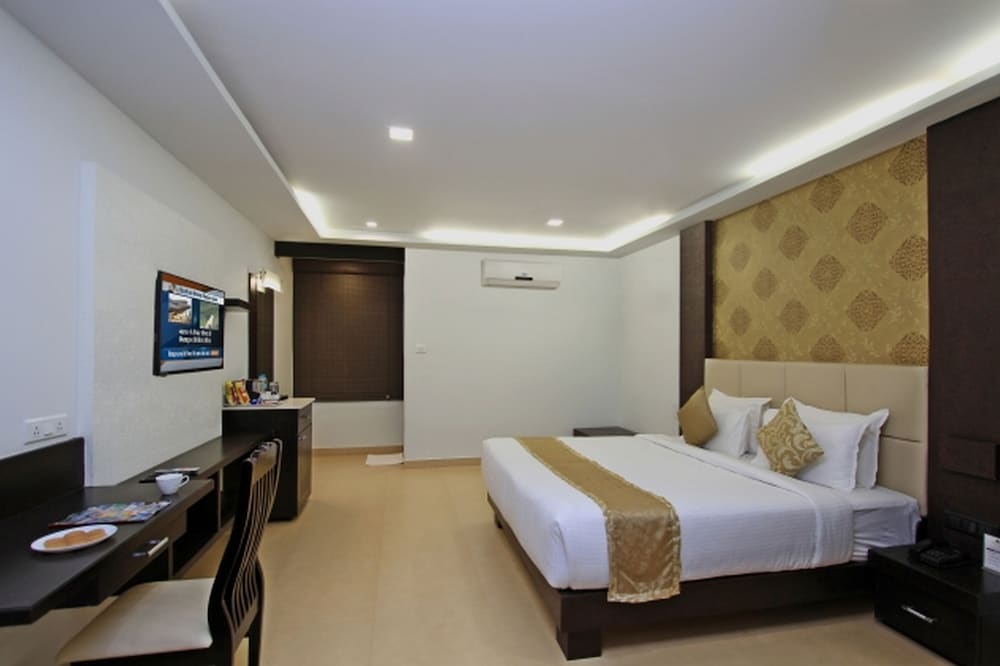 Club Room, 1 Bedroom, Non Smoking photo 1