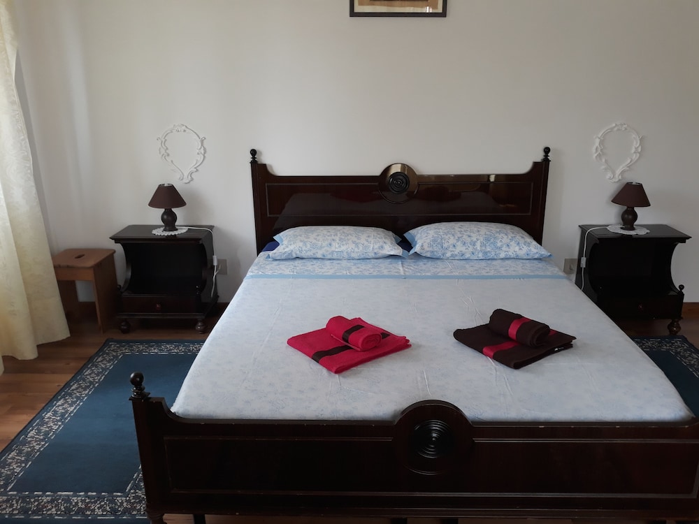 Triple Room, Shared Bathroom photo 1