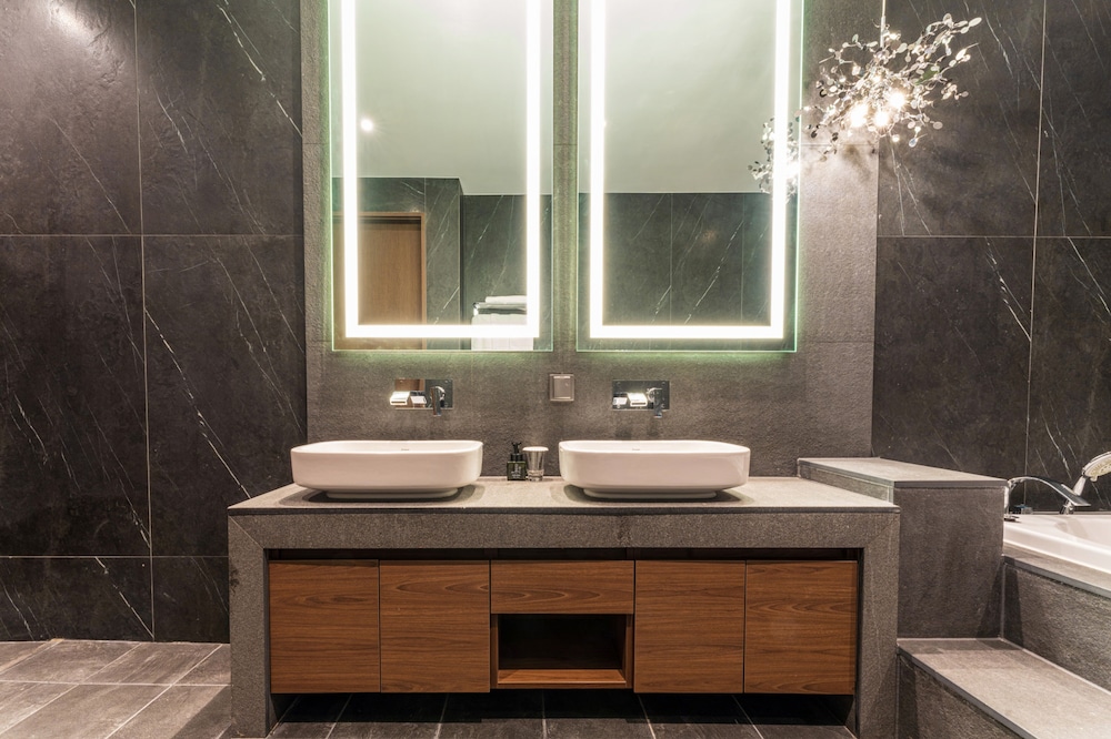 Signature Room - Photo 5