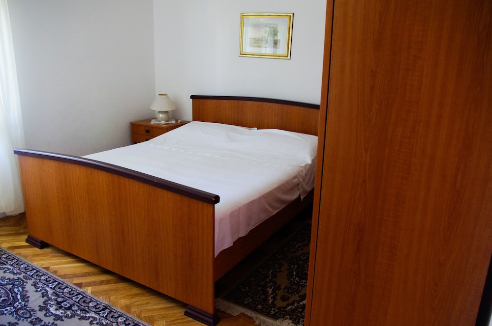 Apartment, 2 Bedrooms (3)