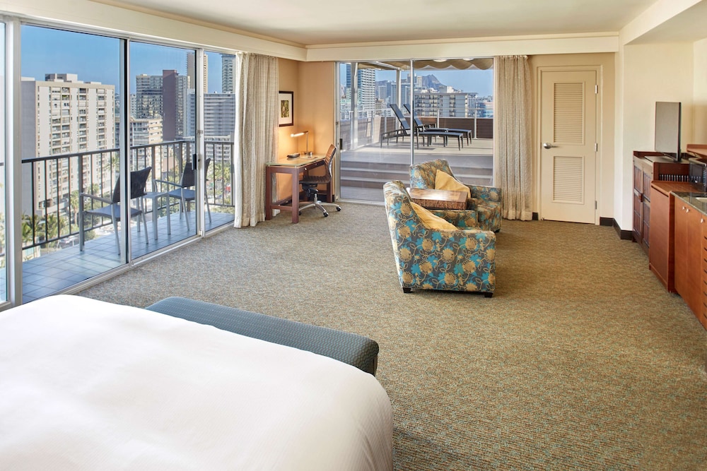 Suite, 1 King Bed with Sofa bed (Manoa Suite, Deck, Park Ocean View) - Photo 1