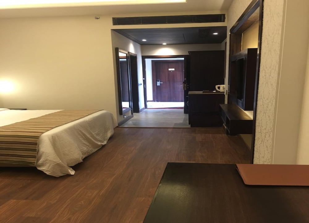 Superior Room, 2 Twin Beds - Photo 10