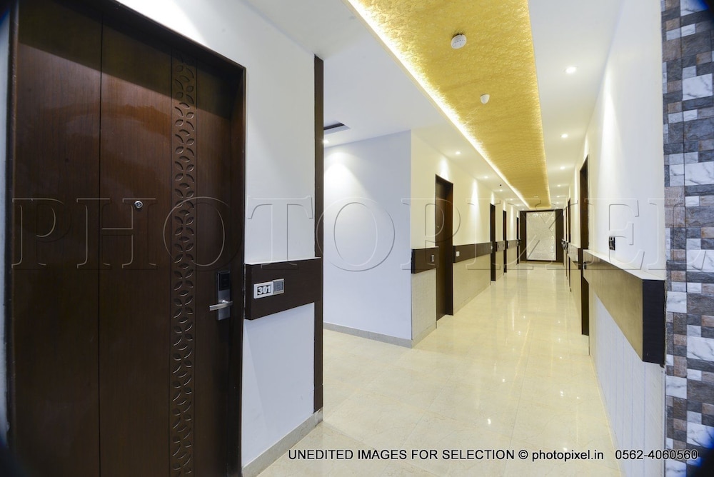 Super Deluxe Room - Photo 3