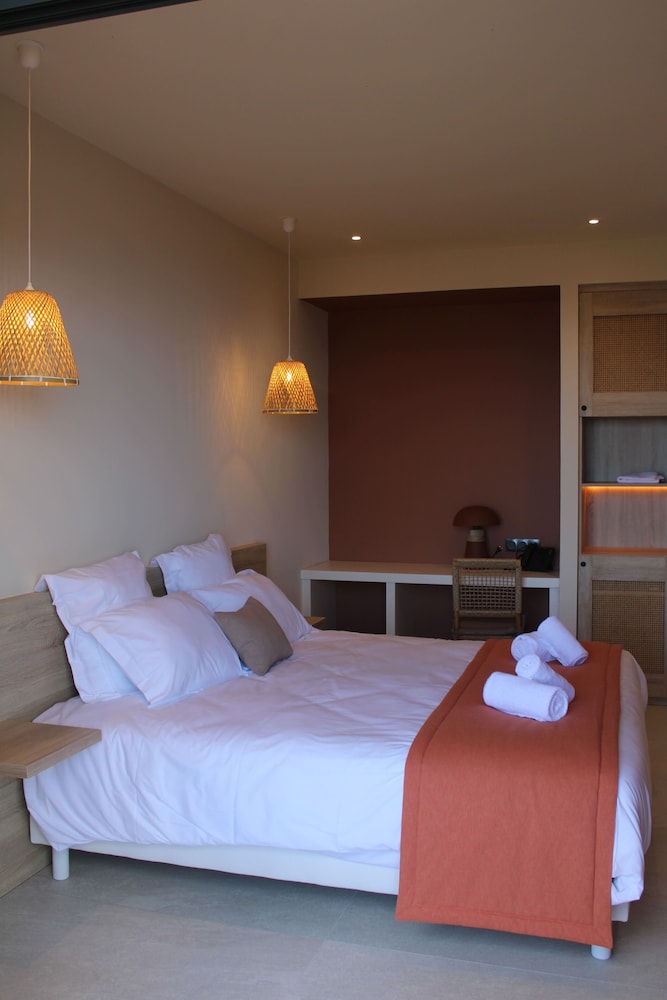 Double Room, Balcony, Sea View photo 1