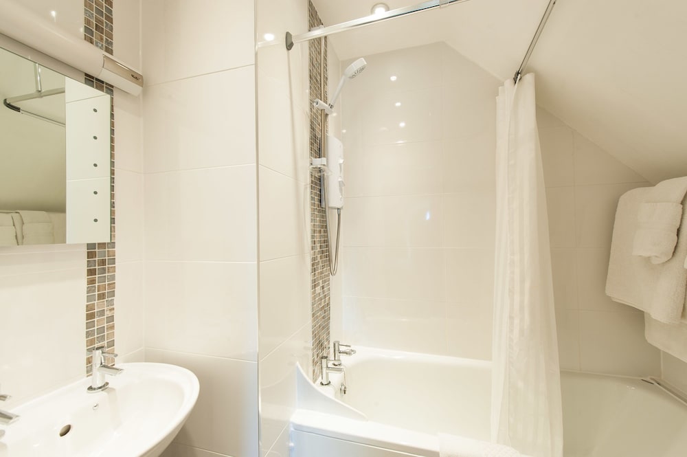 Double Room (Petite) - Photo 7