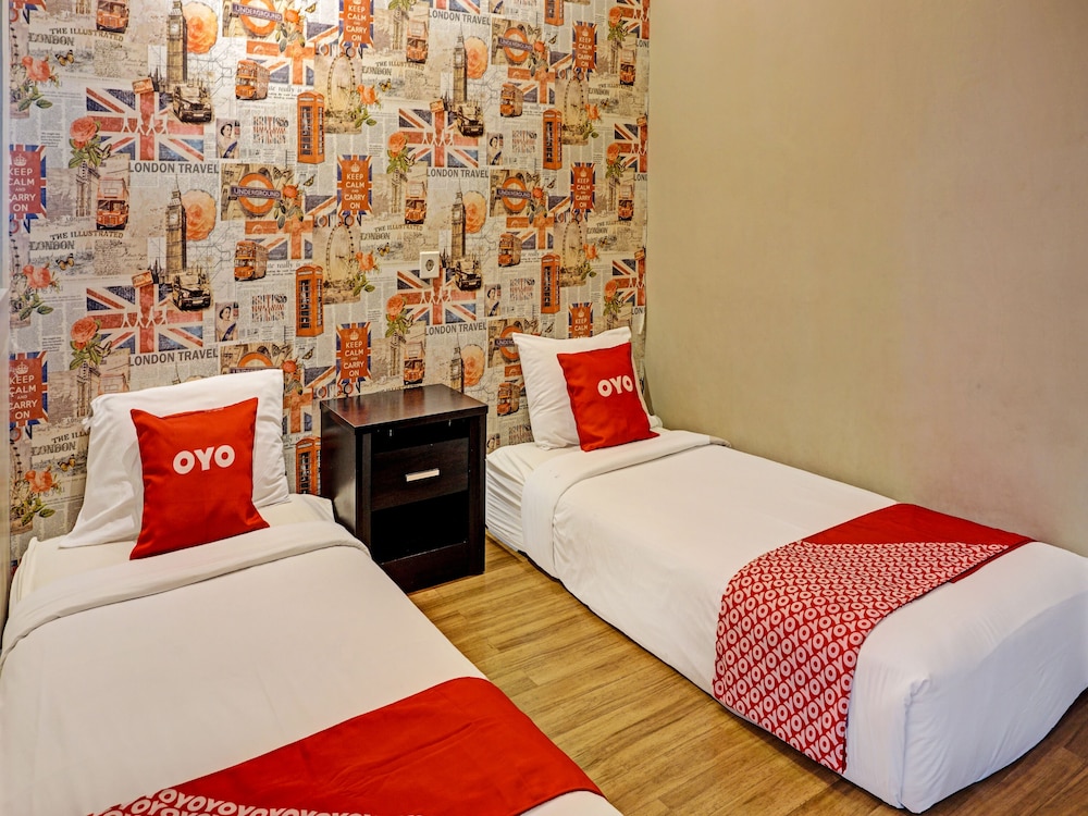 Deluxe Twin Room photo 3