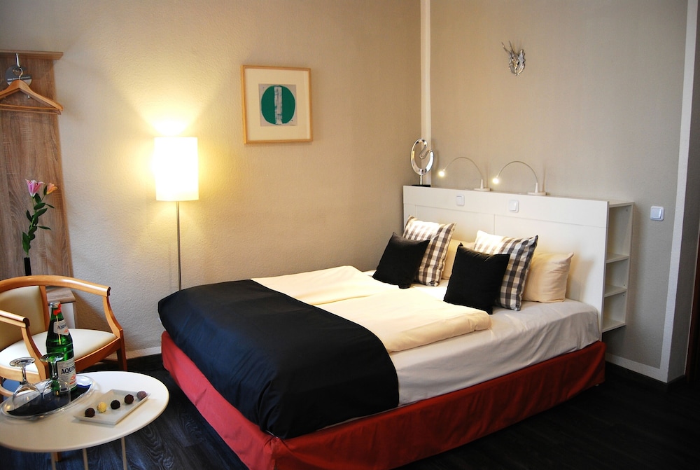 Double Room Compact