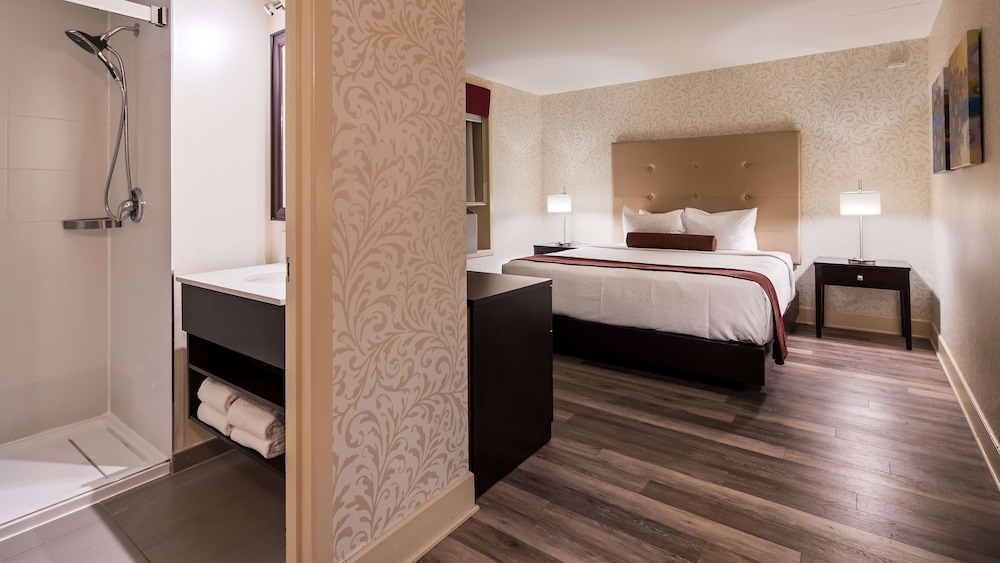 Business Room, 1 King Bed, Non Smoking - Photo 1