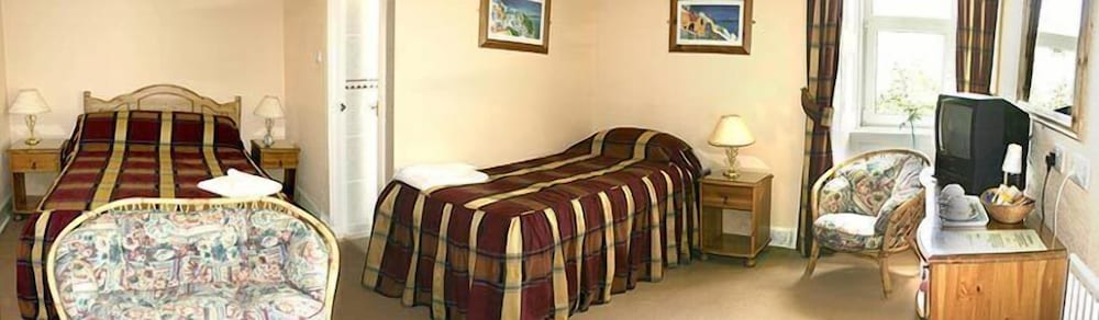 Standard Triple Room photo 2