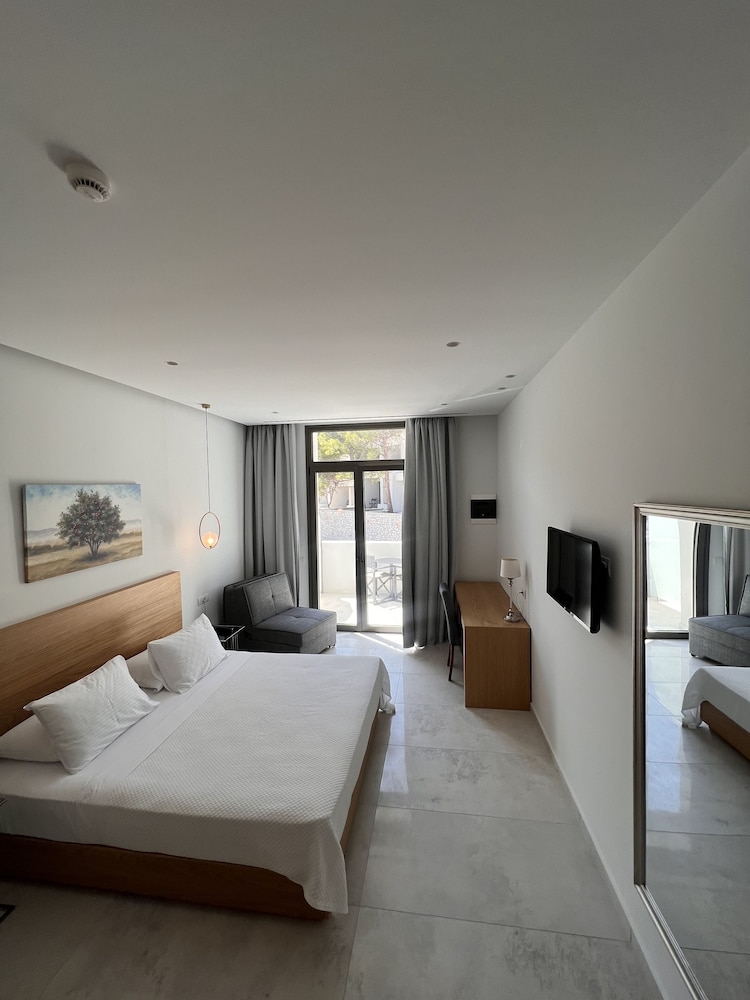 Junior Suite - Photo 9