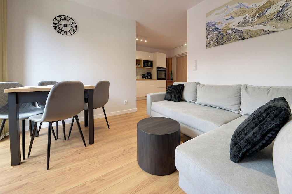 Classic Apartment - Photo 10