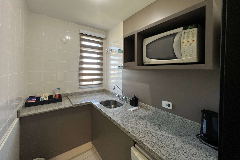 Deluxe Twin Room - Photo 6