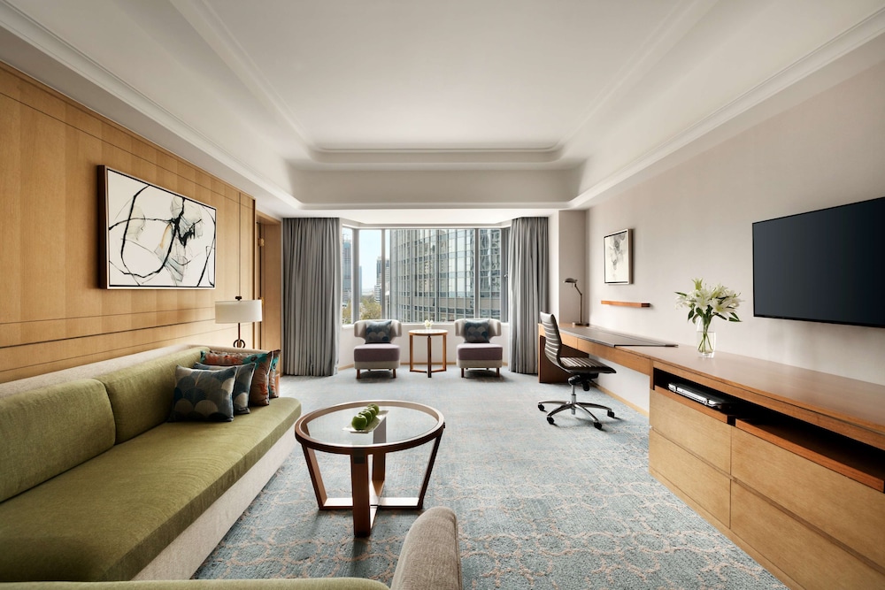 City Wing Executive Suite - Photo 4