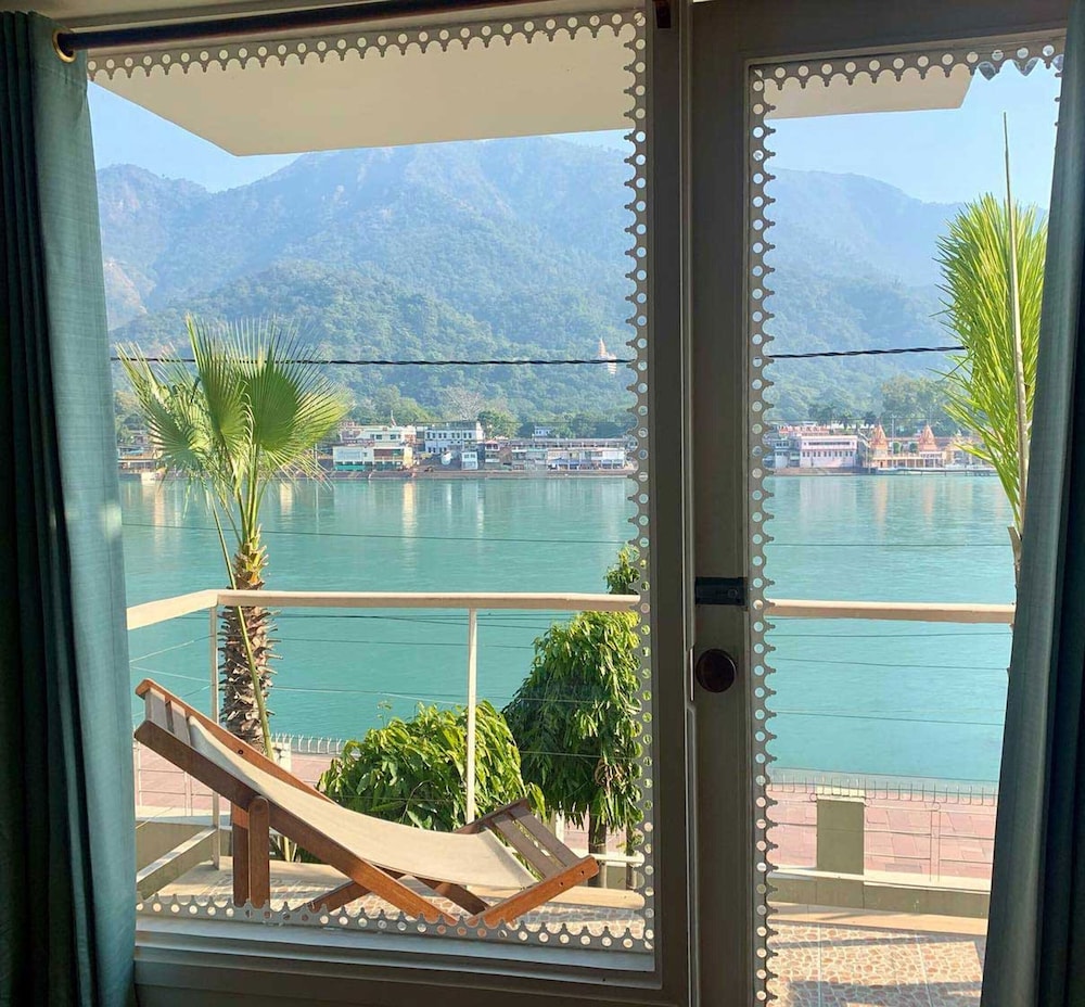 Premium Ganga view - Photo 5