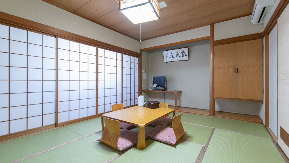 Traditional Room photo 3