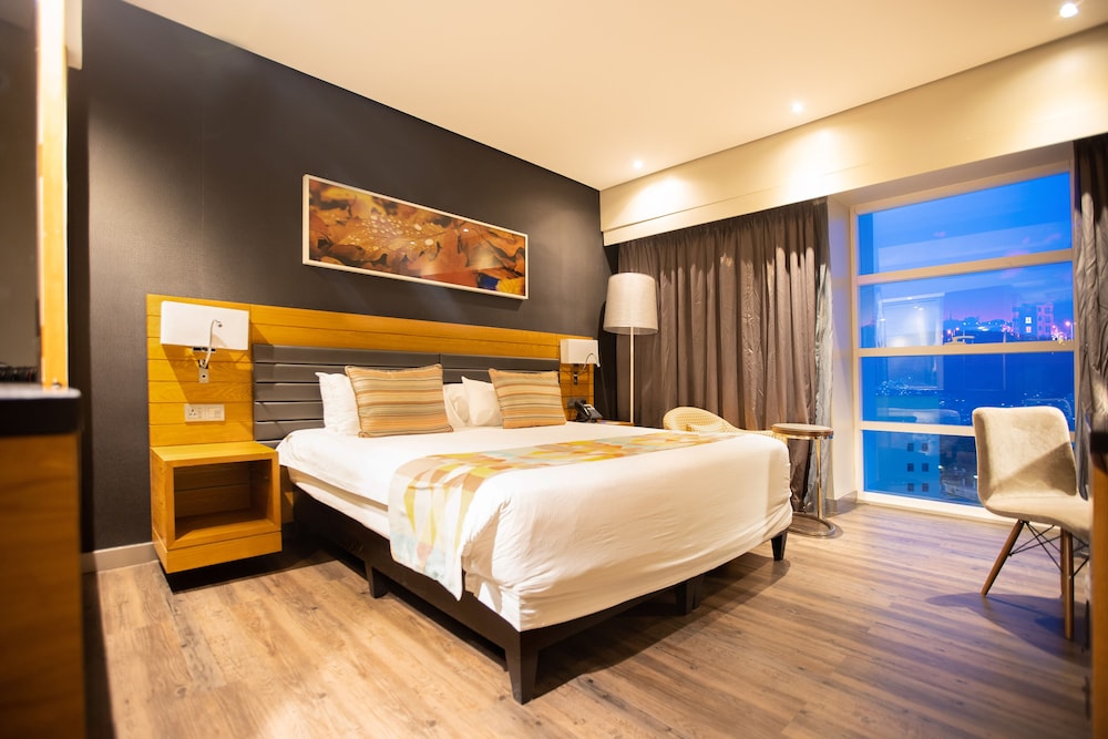 Classic Room, 1 King Bed