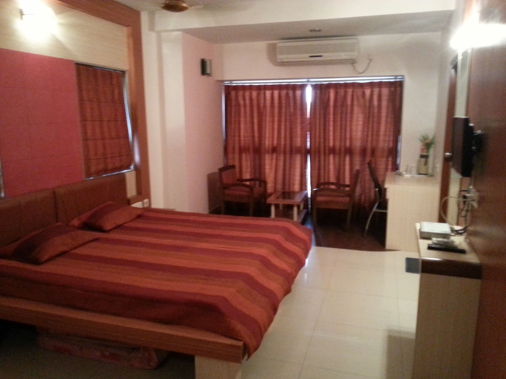 Executive Room, 1 Double Bed - Photo 4