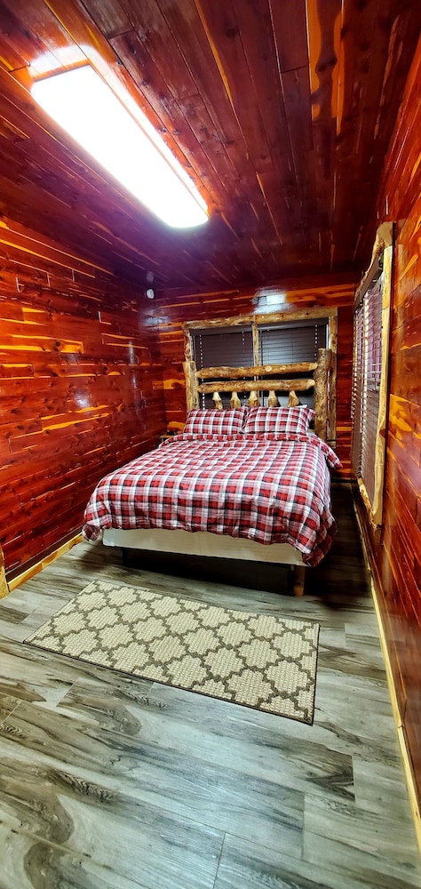 Standard Room, 2 Bedrooms, Non Smoking (206) photo 3