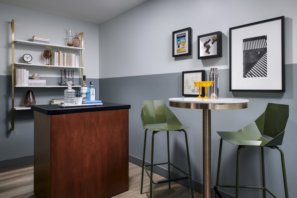Suite, 2 Queen Beds (Wet Bar) - Photo 4