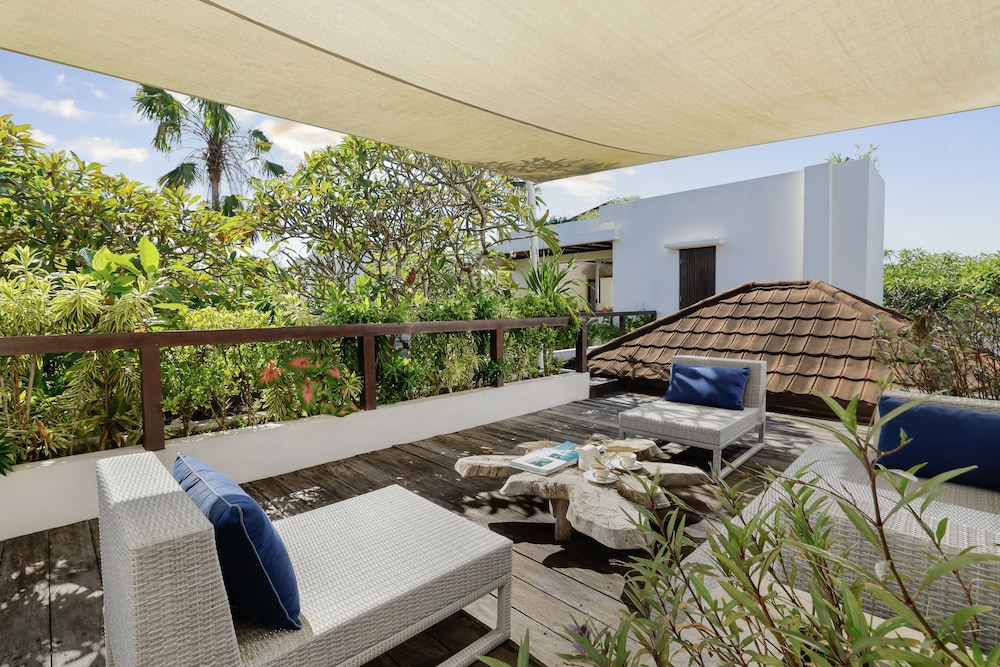 Villa, 3 Bedrooms, Non Smoking, Pool View, photo 6