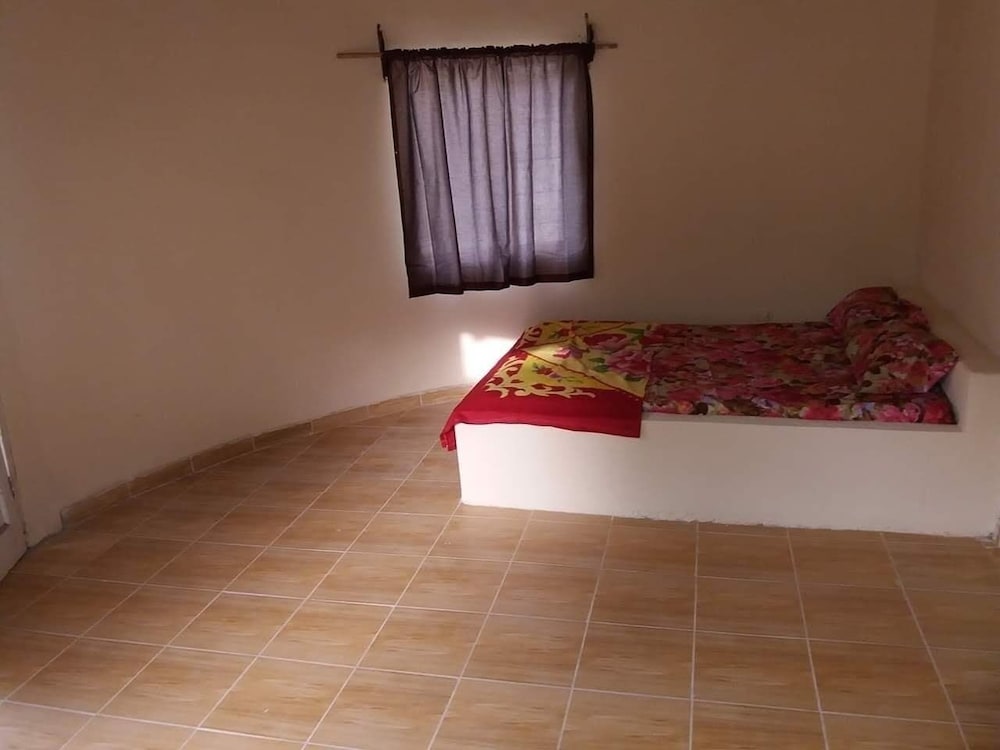 Economy Double Room, 1 Double Bed, Non Smoking photo 3