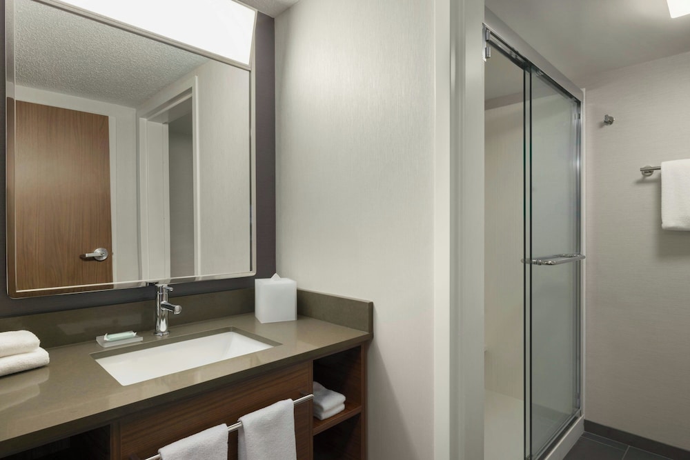 Room, 1 King Bed (Hearing Accessible) - Photo 6