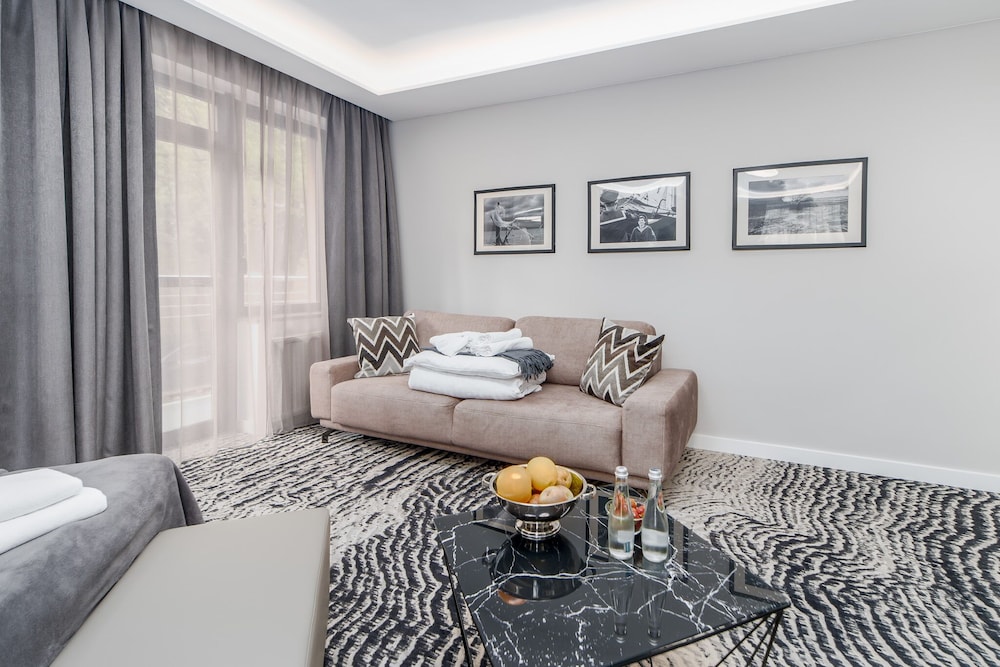 Deluxe Triple Room photo 2