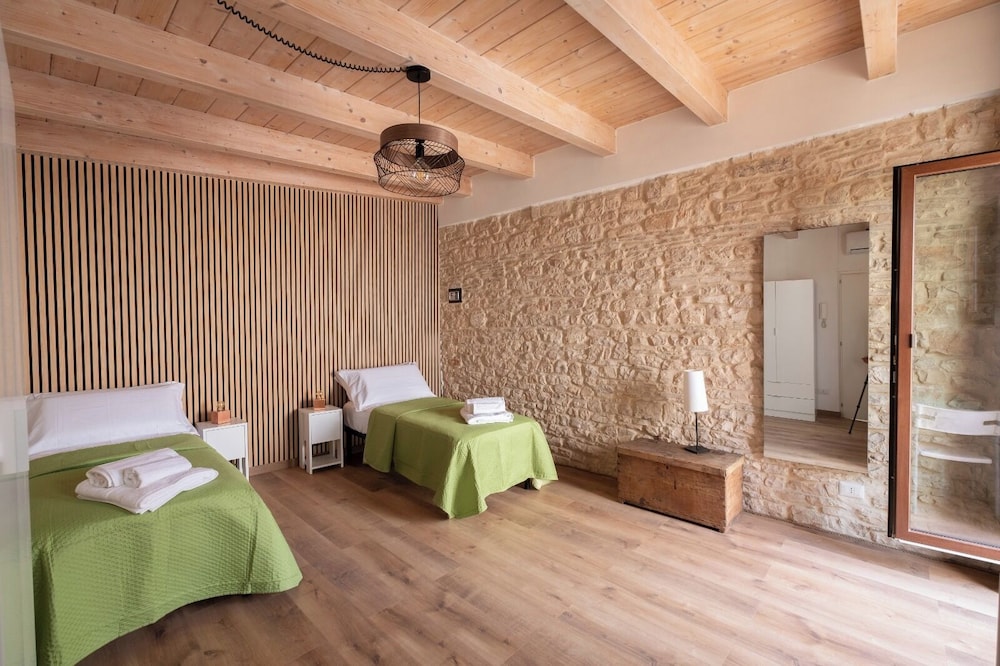 Twin Room, City View