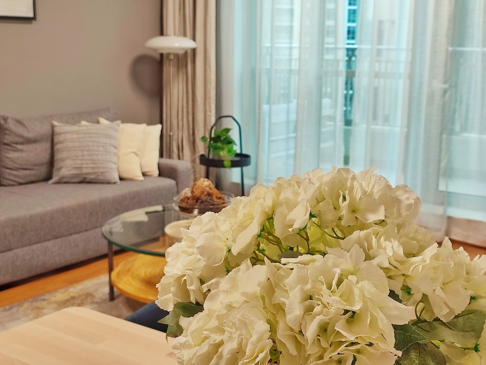 Design Apartment, 1 Bedroom (Foundtain Views) photo 3