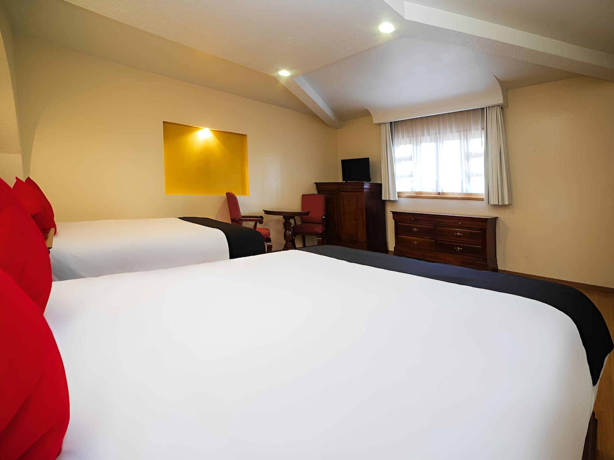 Superior Room, 2 Queen Beds photo 1