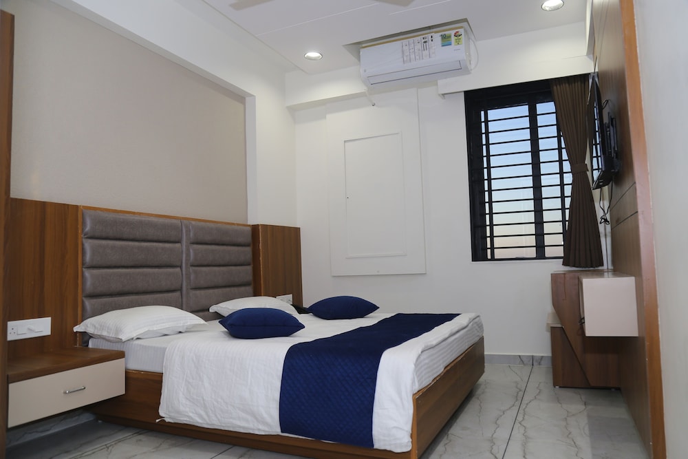Superior Room, City View photo 2