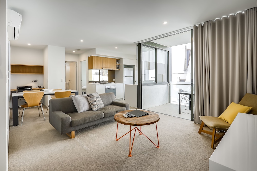 1 Bedroom Apartment with view & balcony
