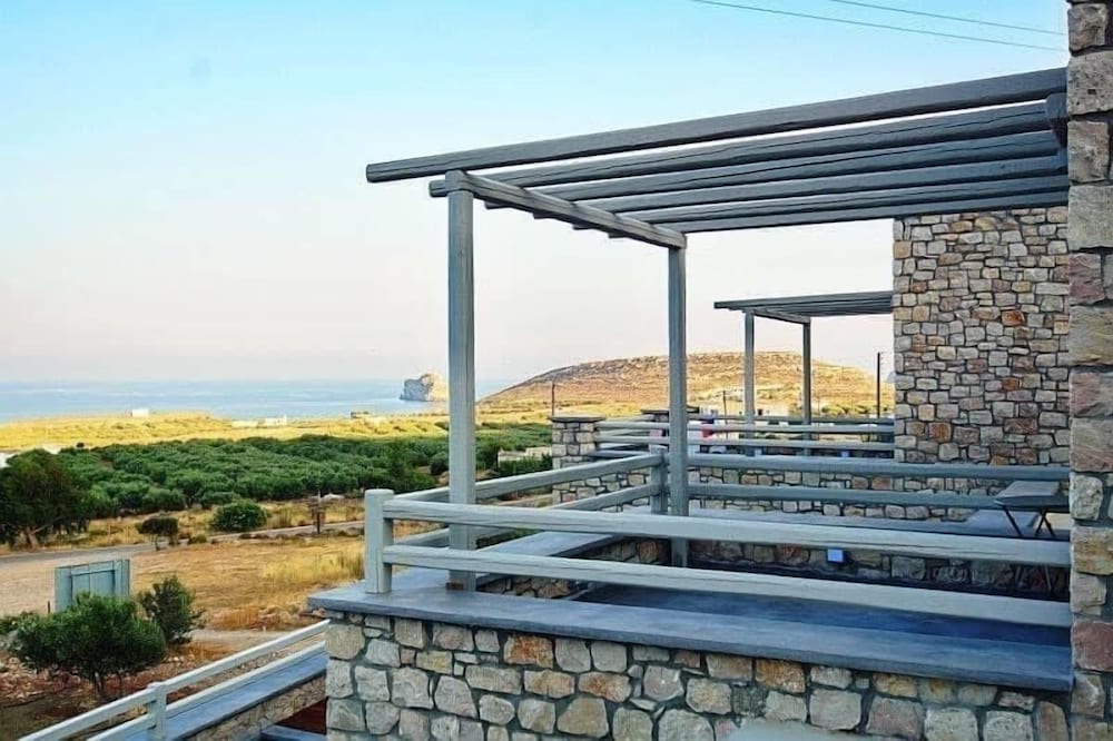 Deluxe Villa photo 2