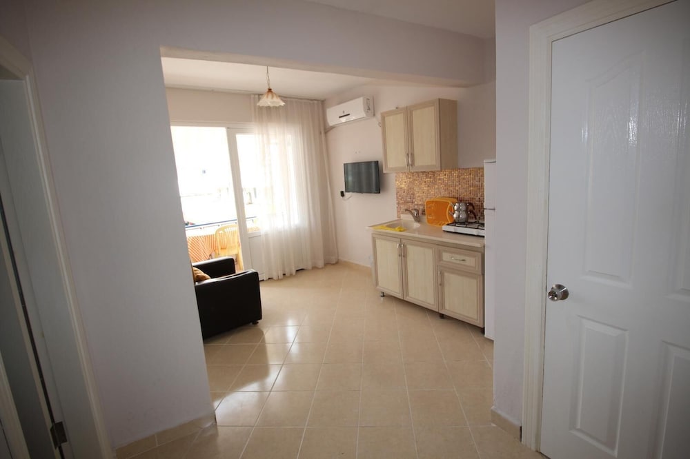 Deluxe Apartment, Balcony, Beach View