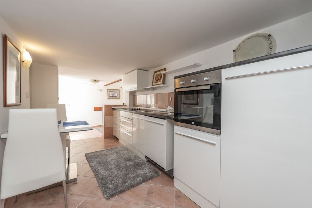Romantic Apartment, 1 Bedroom, Terrace, Garden View photo 3