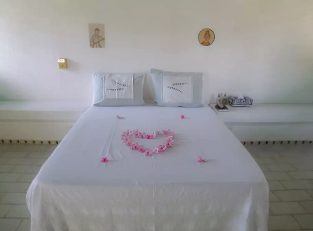 Family House, 8 Bedrooms (Up to 28 Guests) photo 2