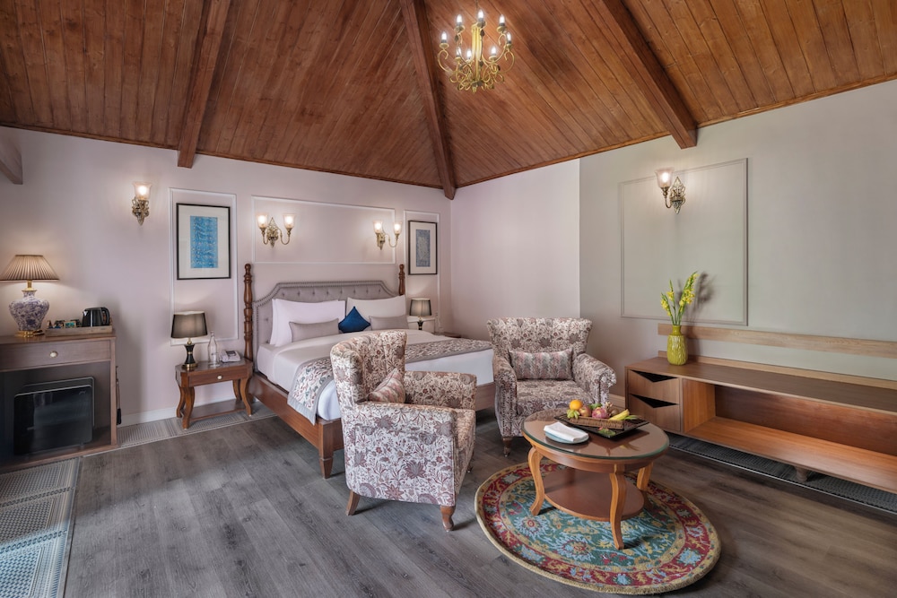 The Monal Suite with Private Balcony - Photo 1