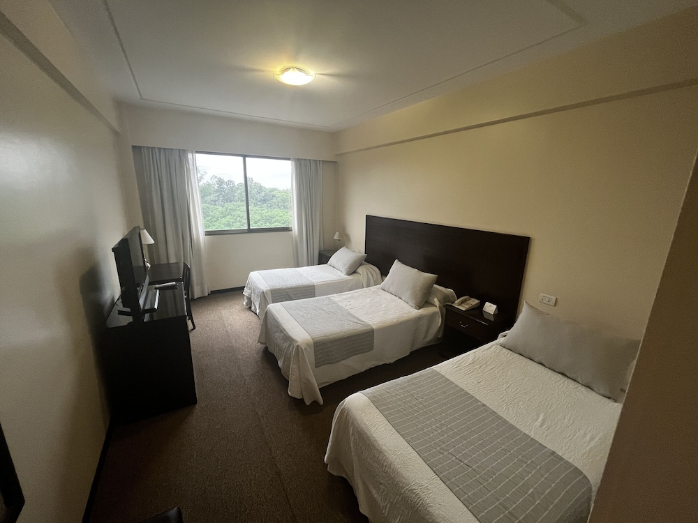 Standard Triple Room photo 2