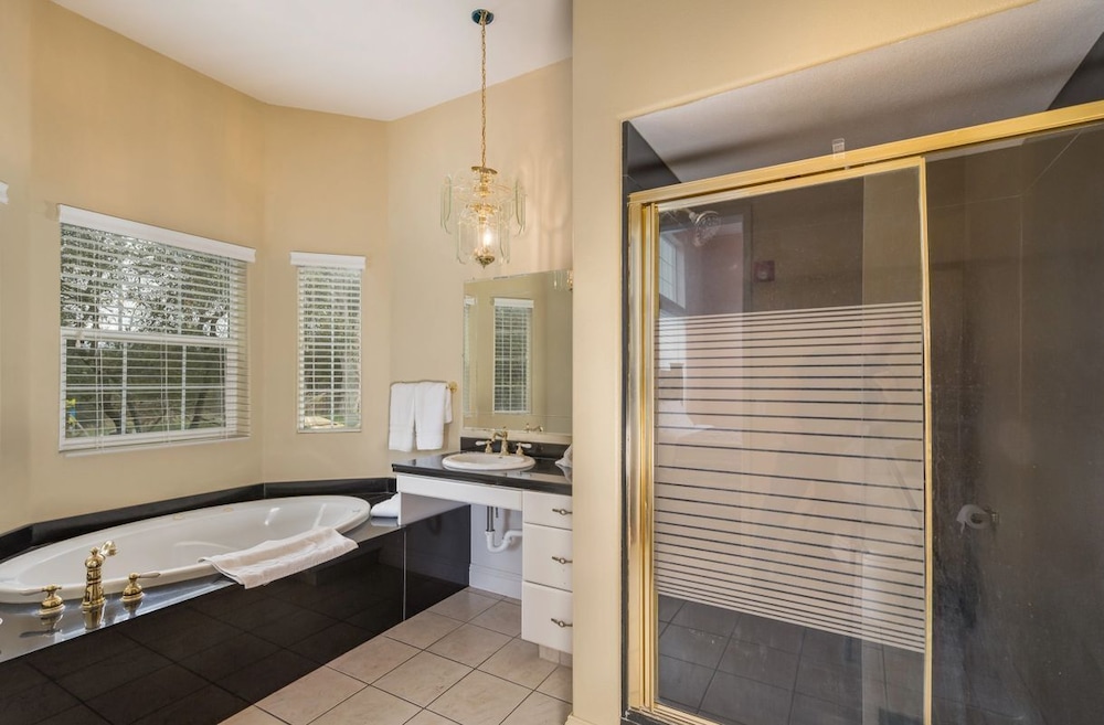 Presidential House, Multiple Bedrooms photo 2