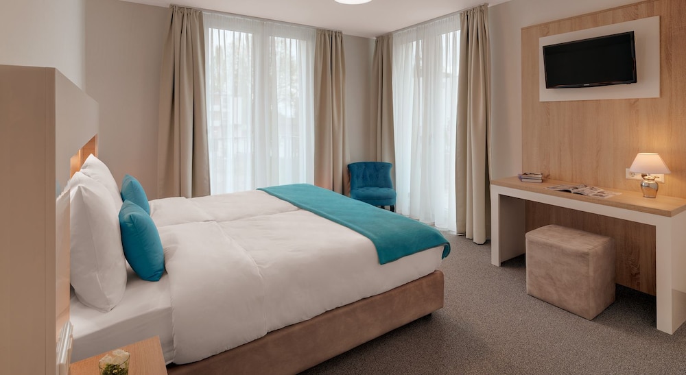 Comfort Double Room (Plus) photo 3