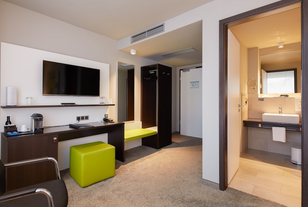 Room, 1 Large Twin Bed, Non Smoking photo 3