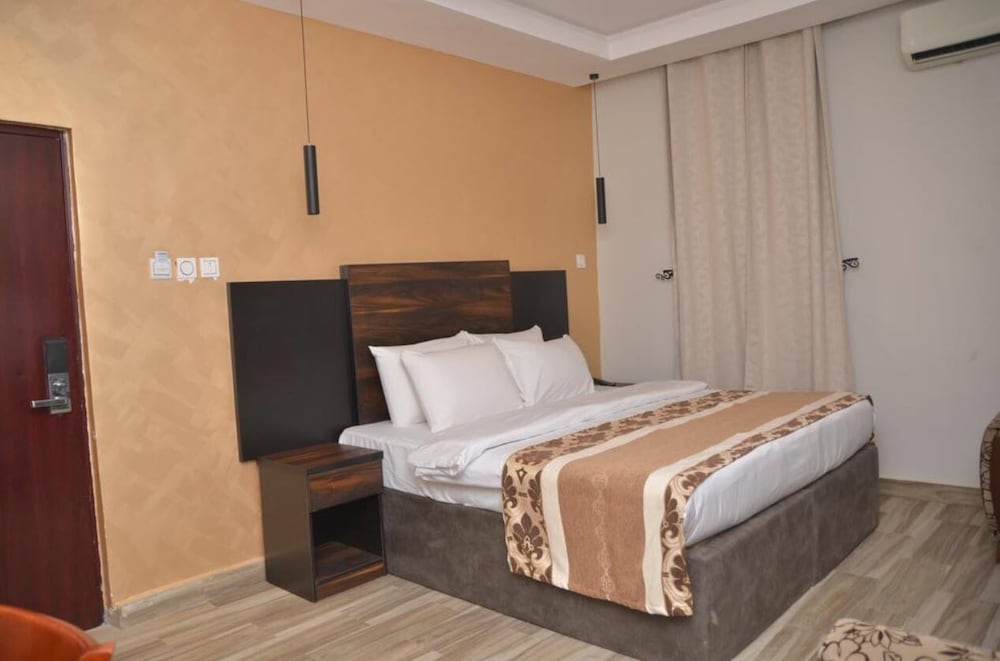 Residency Executive Suite