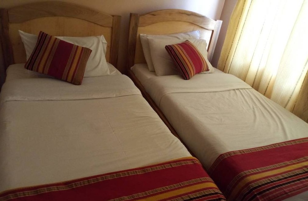 Twin Room, 2 Twin Beds, Non Smoking photo 1