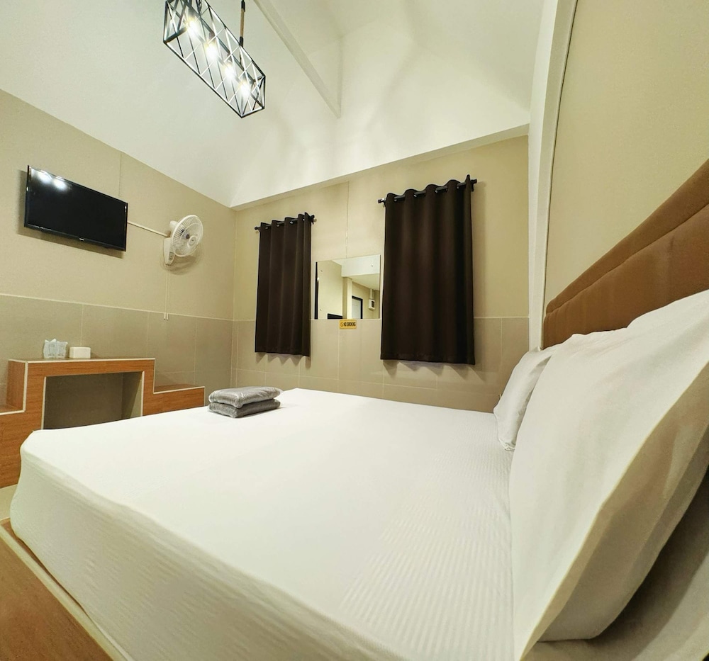 Deluxe Double Room photo 3