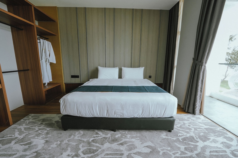 Standard Suite