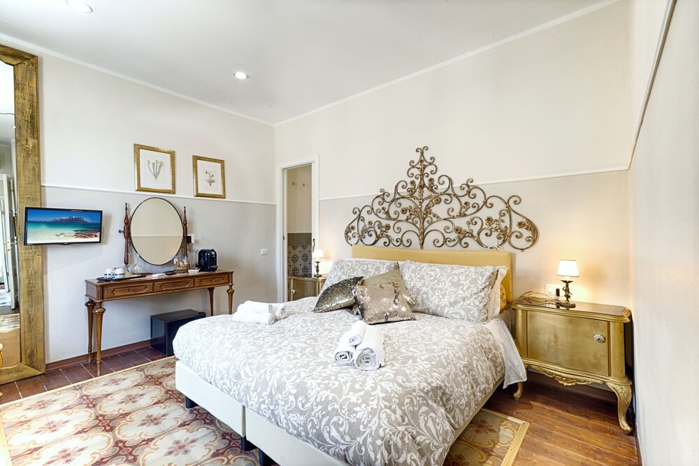 City Double Room, City View photo 1