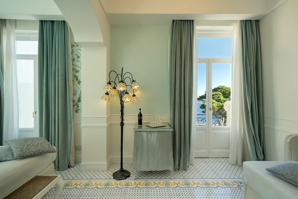 Deluxe Double Room, Terrace, Sea View - Photo 4